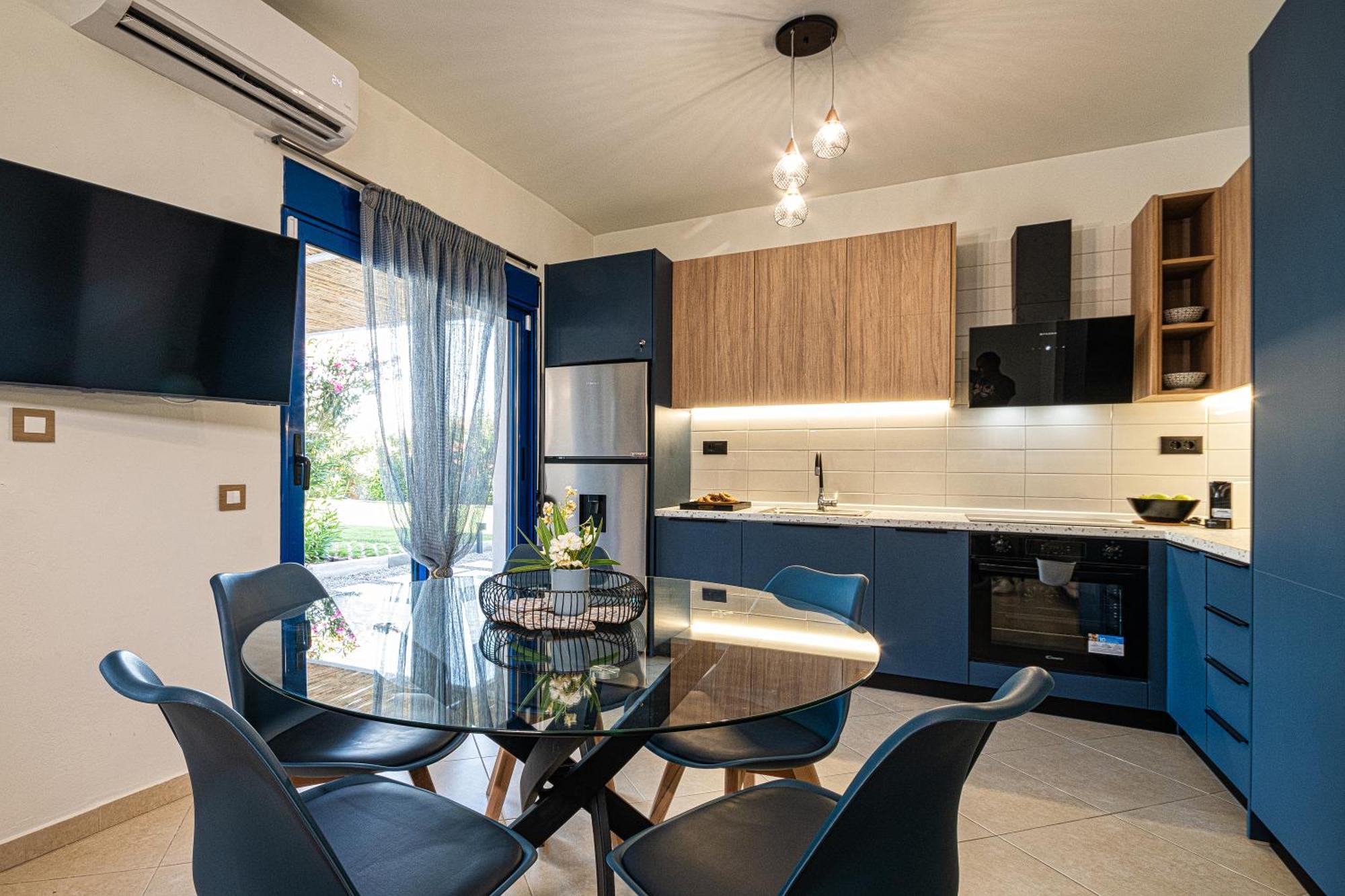 Villa Mariani II - In Lothiarika, Newly Renovated June 2024, Private Pool, Lindos 10 Min, Beach 120M Lárdosz Kültér fotó